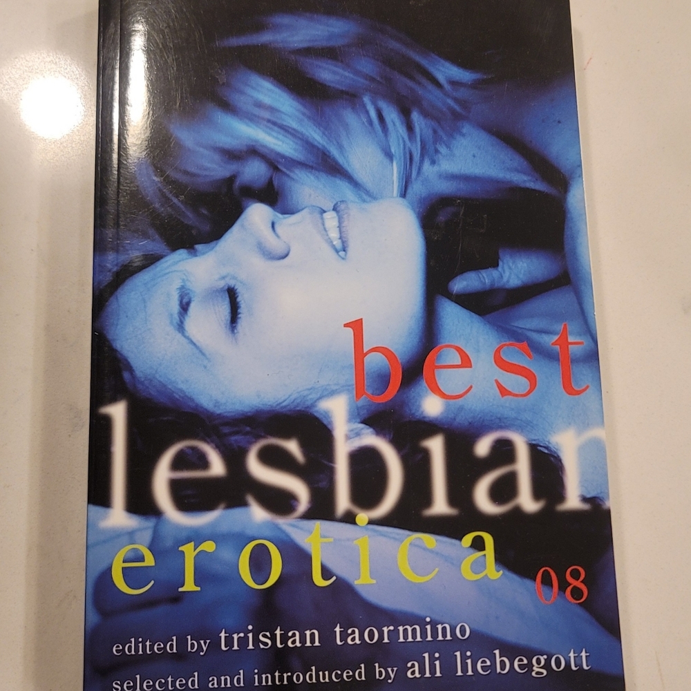 Best Lesbian Erotica Book